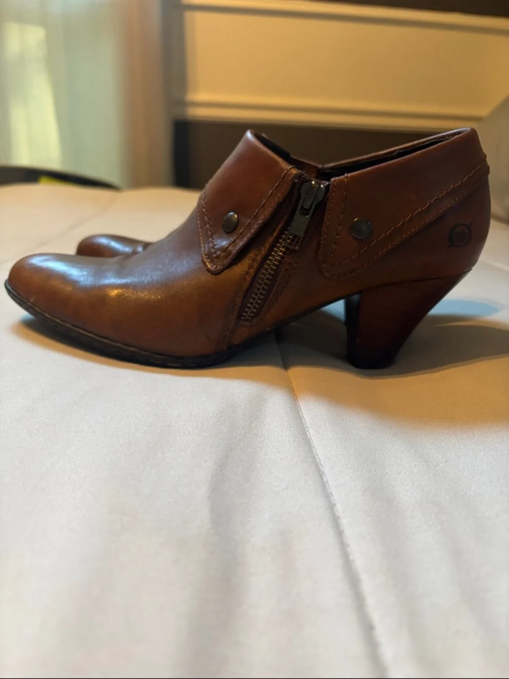 N/A classic brown